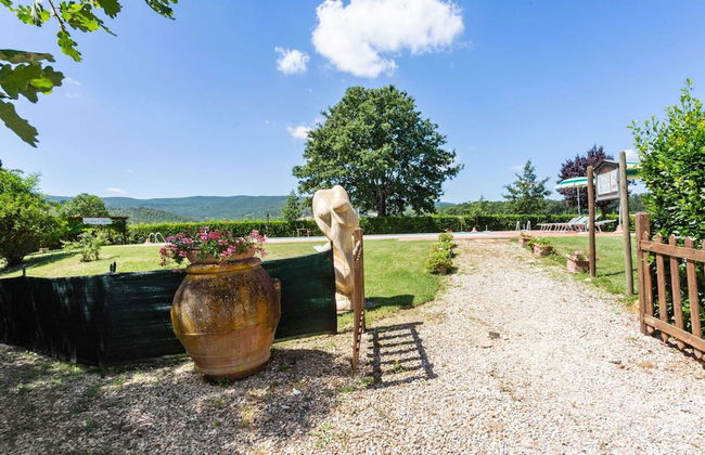 Apartment in Tuscany With Pool and Scenic Views - Foto 3