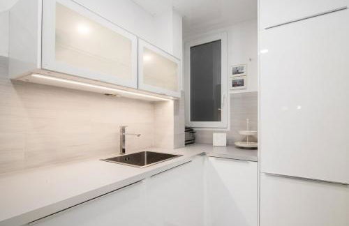 Nice, Cozy, UP TO 6, FCB stadium, free parking - Photo 56