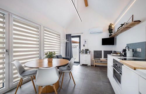 Exklusives Tinyhaus im Grünen - Foto 17