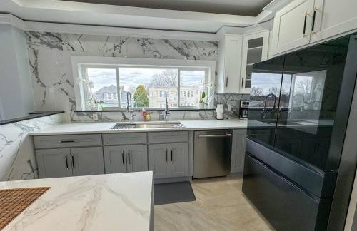 3br Gem Skyline Views, Laundry & Central Air - Foto 6