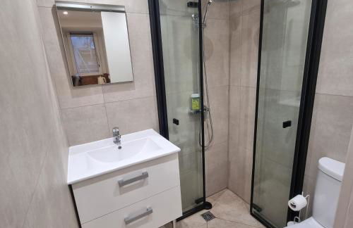 Spacious studio full of charm, recently updated - Foto 5