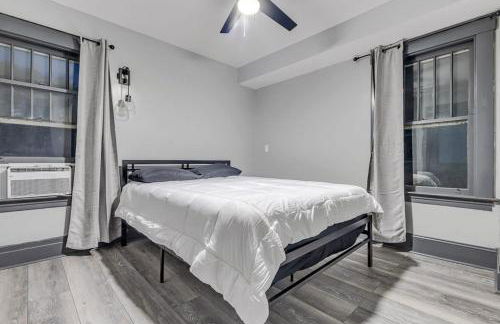 Renovated 6BR 2BA Minutes from Falls and Casino - Photo 22