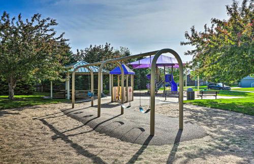 Bright Omaha Family Home with Grill and Deck! - Foto 29