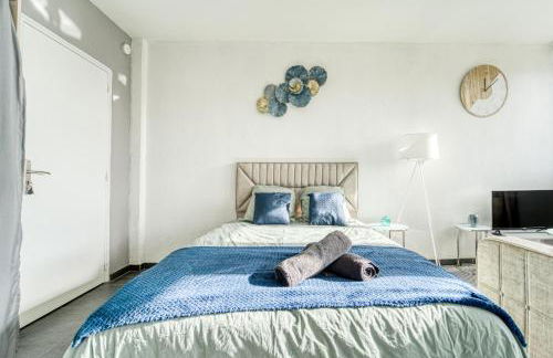 Mon Rez-de-Chaussée Ville Parking Privé Un-Séjour-à-Part - Foto 1