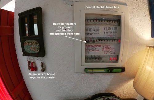 KIVERI 1876 traditional seafront cottage - Photo 67