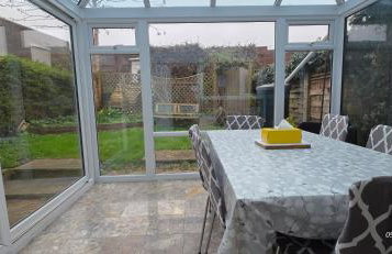 Cozy 4-Bedroom Family Getaway - Foto 15