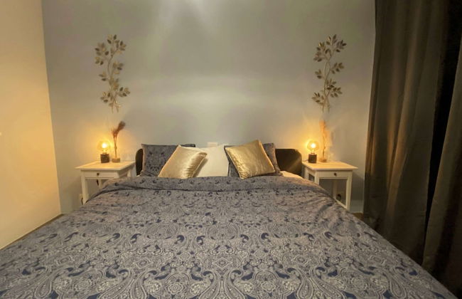 Luxury 2BR 2BA Near Fashion District by Oneluxstay - Foto 4