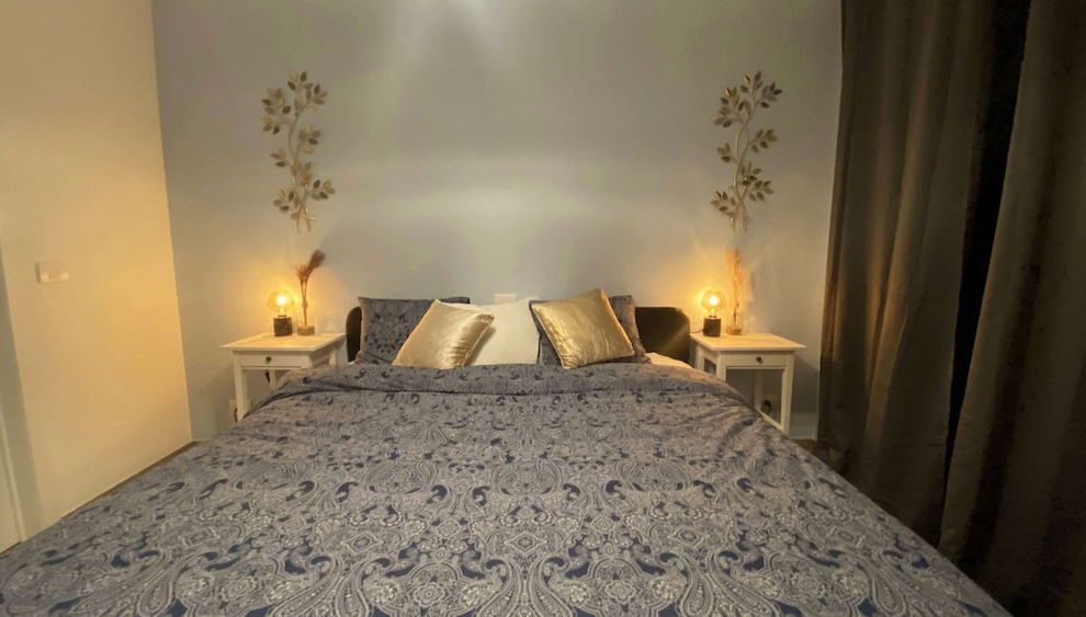 Luxury 2BR 2BA Near Fashion District by Oneluxstay - Photo 1, Chambre