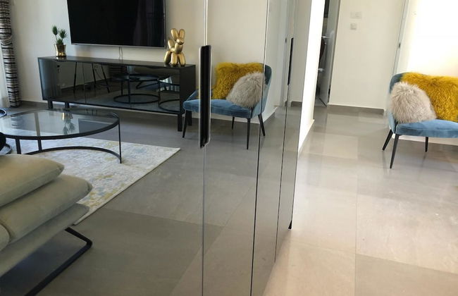 New Luxurious 2BR front old city Legacy - Photo 7