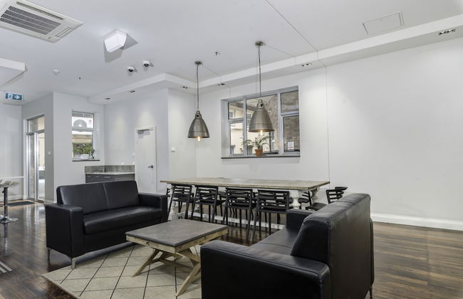 Studios on King - Photo 6