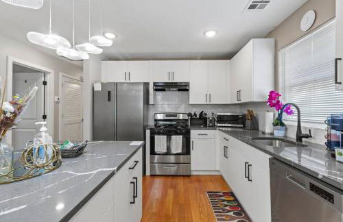 Luxury Gated home near NYC and EWR with free Parking - Foto 15