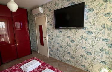 CASA ADELIKA-Appartamento con GARAGE privato - Foto 4