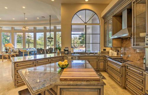 Lavish Paradise Valley Home with Sports Court and Pool - Foto 13