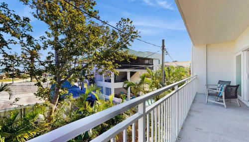 Mad Beach Hideaway - Photo 4