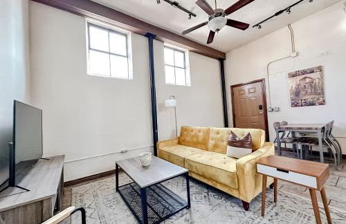 Sleepover 2BD 1BA Condos Downtown Springfield - Foto 70