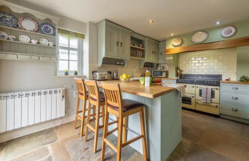 Theaked Stones - Photo 4