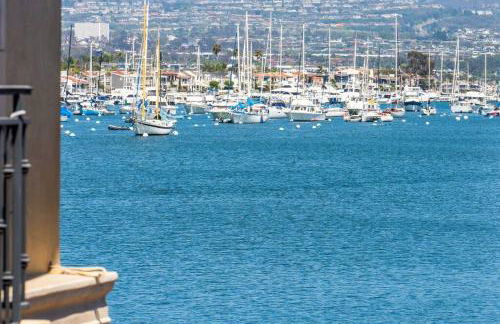 Walk on the Ocean! Wake up to Beautiful Bay Views - Photo 4