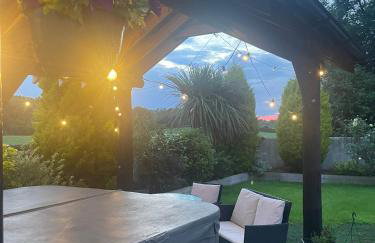 The Loft at Rock Cottage with hot tub - Foto 1