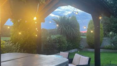 The Loft at Rock Cottage with hot tub - Foto 1
