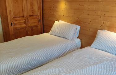 Spacious Ski Chalet In Traditional French Village, sleeps 8, Four Star with fibre broadband - Photo 5