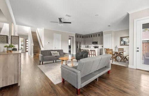 Trinity Groves Retreat - Large Modern 5 BR Home - Foto 26