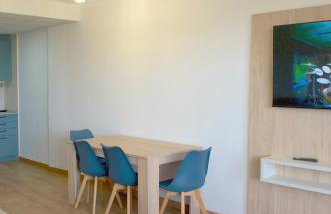 Sea View Apartment, spacious and renovated, 10 minutes to the beach, pool - Photo 5