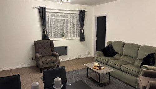 Ty Cwmbwrla - Foto 2