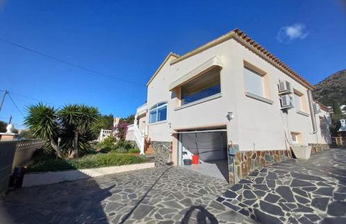 Villa Leo con vistas al mar y piscina privada - Photo 2