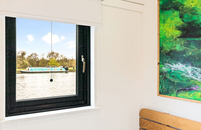 Ondine Houseboat on the Thames - From 160 Per Night - Foto 29