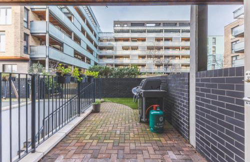 Stylish 4BDR Home Near South Acton With Parking - Photo 28