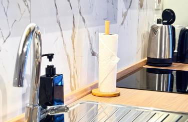 ELIOS LIVING - Parcheggio Privato, Vicino al centro, 200m dal Mare - Photo 28