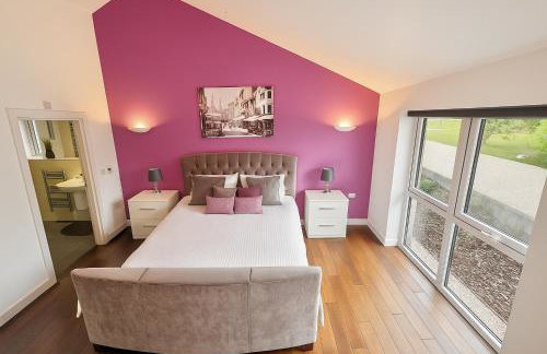 Countryside Retreat - Indoor Pool, Sauna, Hot Tub - Photo 8