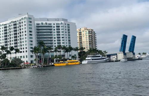 Ocean Breeze Condo - Intracostal and Ocean views at GalleryOne - Foto 29