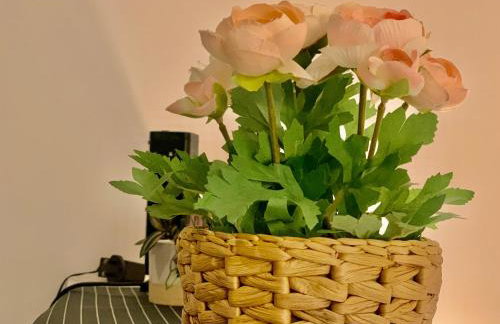 STUNNING!!! City-Center!! Retreat with Modern Amenities - Foto 7