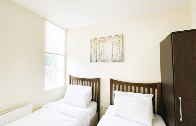 Golden Heights 7 - Photo 2