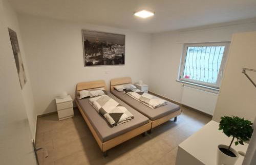 Geräumige helle Wohnung im grünen Taunus mit Privatparkplatz - Foto 4