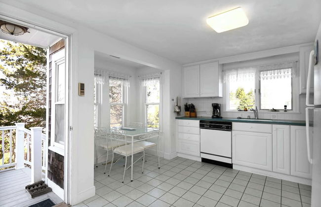 3BR Oceanfront on Nubble Cliffs! - Photo 13