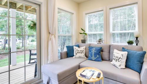 Cozy Cottage Minutes to Downtown Southport! - Foto 4