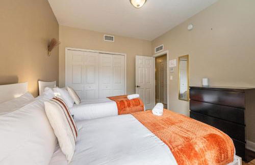 Salty Fox 5BD Oasis w Spa, Beach & Downtown - Foto 27