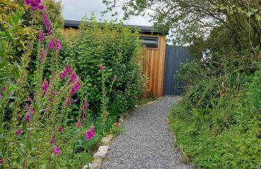 The Den - Modern cabin with wood burning stove - Foto 20