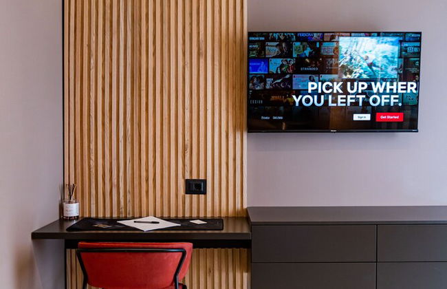 LA PERGOLA SUITES - Photo 16