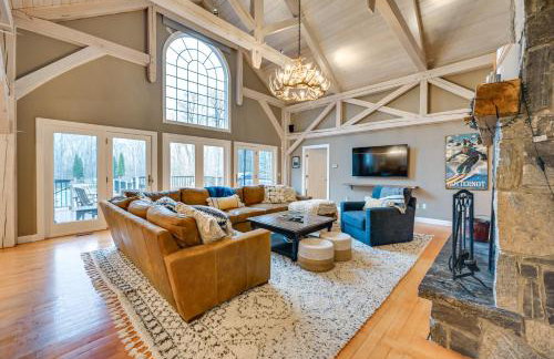 Monterey Home with Hot Tub, Pool and Game Room! - Foto 2