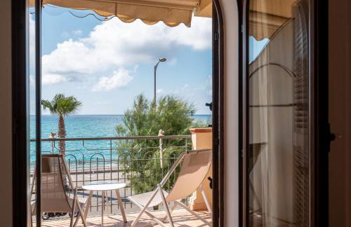 Arcipelago Seafront Apartments, Fronte Mare a Capo d'Orlando - Foto 10