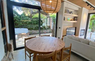 Bond beach village - Photo 19