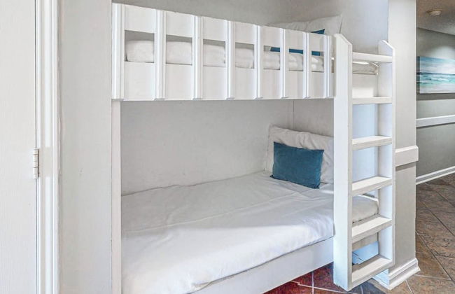 Tradewinds Condos by Hosteeva - Foto 16