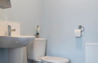 House near Edinburgh Ideal for Small Groups, Contactors & Tourists - Photo 6