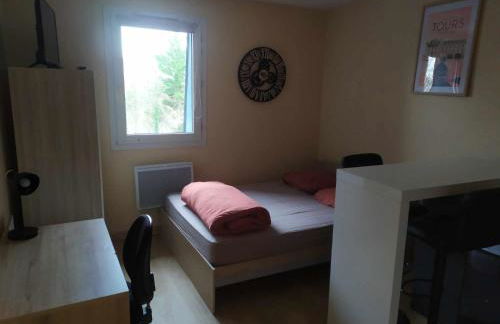 T1 cosy 2 personnes à Tours Sud - Photo 1