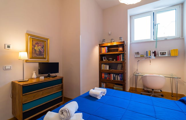 Elegant Flat at Municipio by Napoliapartments - Foto 6