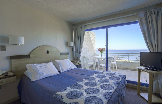 MR Mar Suites - Photo 8