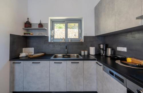 Areti-Elena Oxomeria - Foto 5